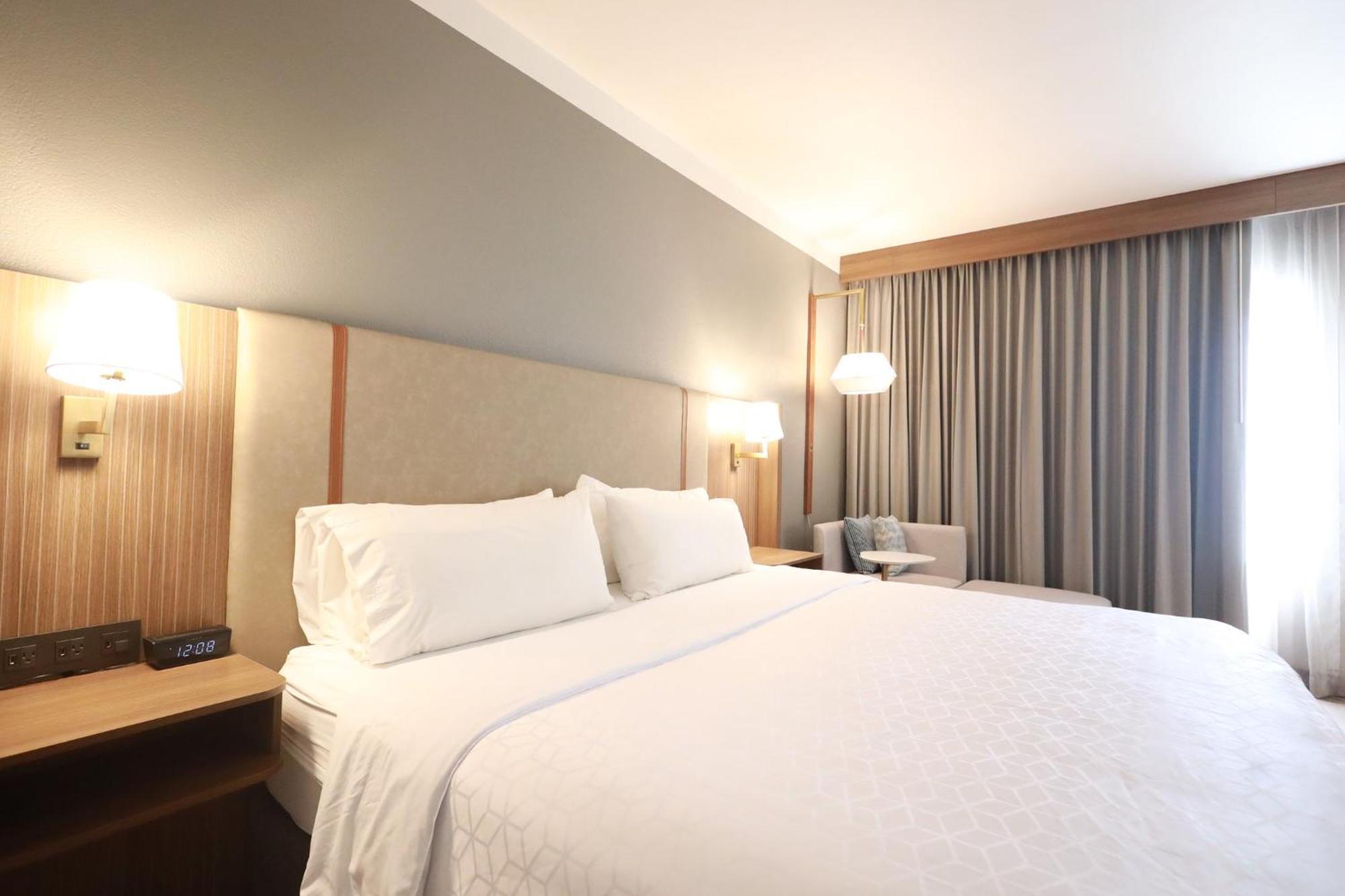 By Ihg Durango