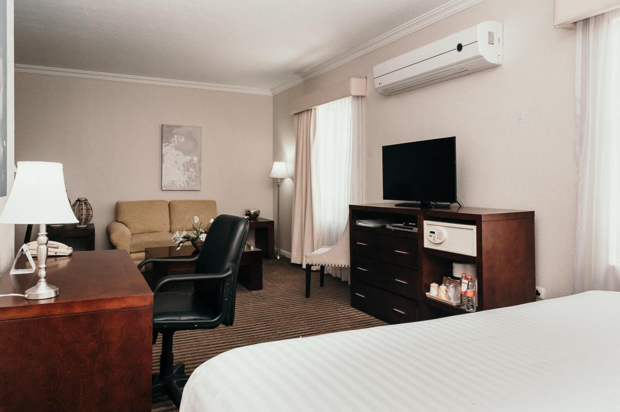 By Ihg Durango
