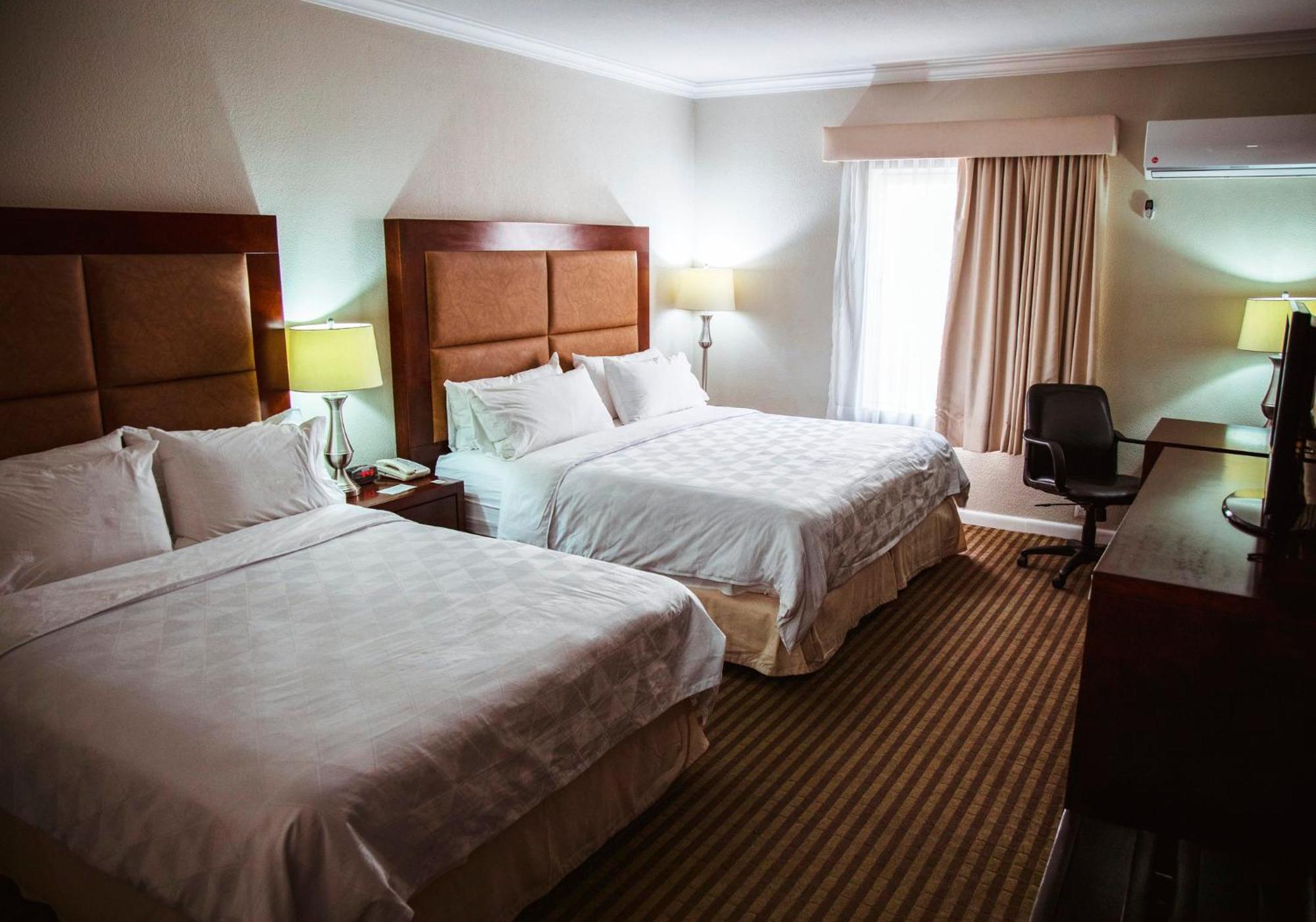 Hotel By Ihg